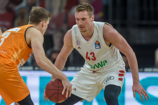 着战术部署 着战术部署